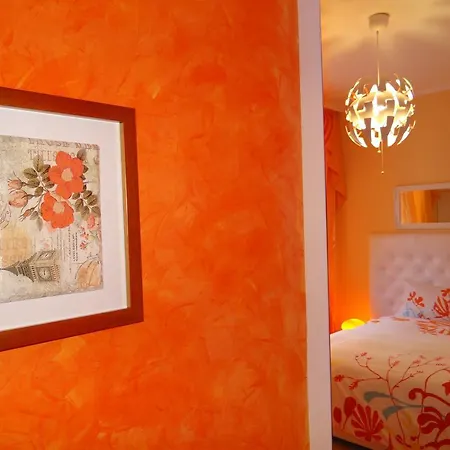 아파트 Orange Flower 1 *