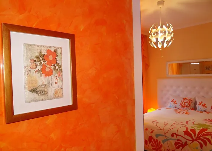 Apartament Orange Flower 1 *